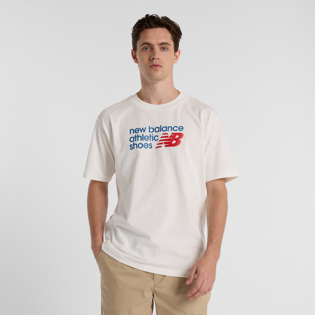 New Balance - Athletics Premium Chest Logo T-Shirt - sea salt