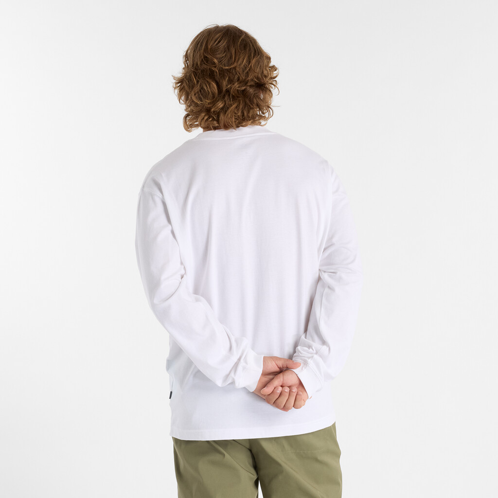 New Balance - Relaxed Linear Athletics Long Sleeve - white