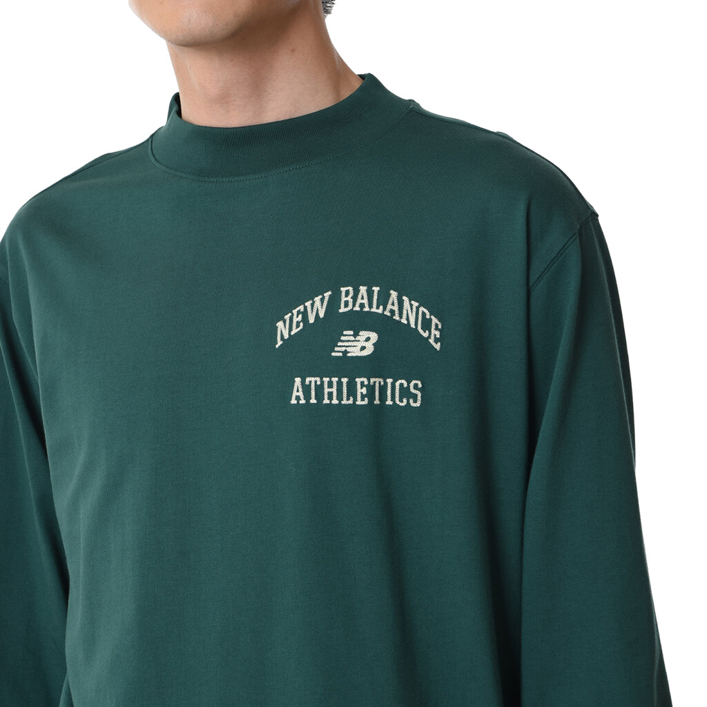 New Balance - Athletics Varsity Graphic Mock Longsleeve - nightwatch green