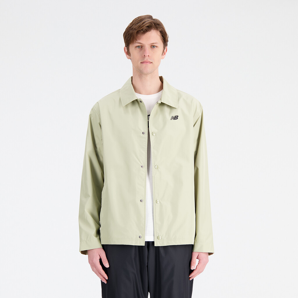 New Balance - NB Essentials Coaches Jacket - fatigue green