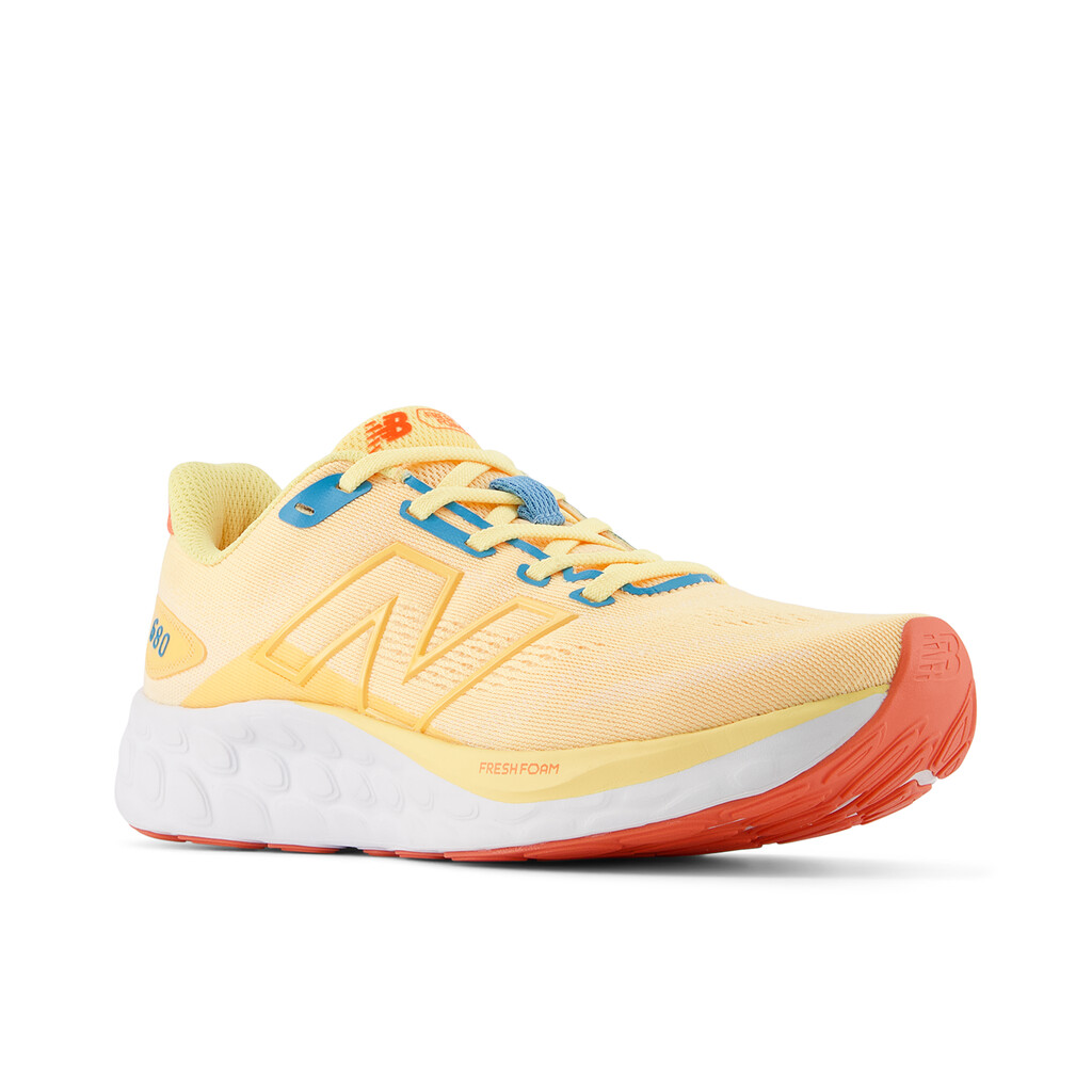 New Balance - W680LL8 Fresh Foam 680 v8 - white peach