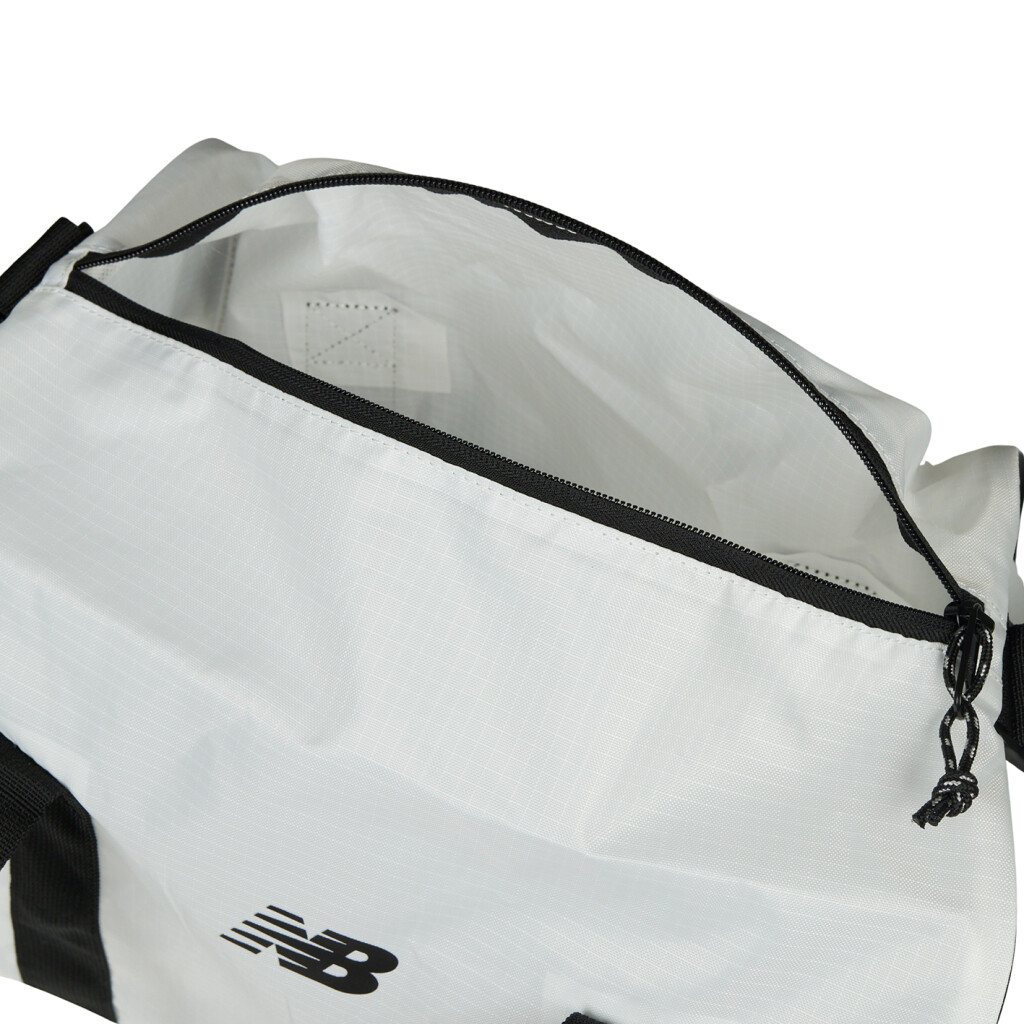 New Balance - Essentials Small Duffel - white