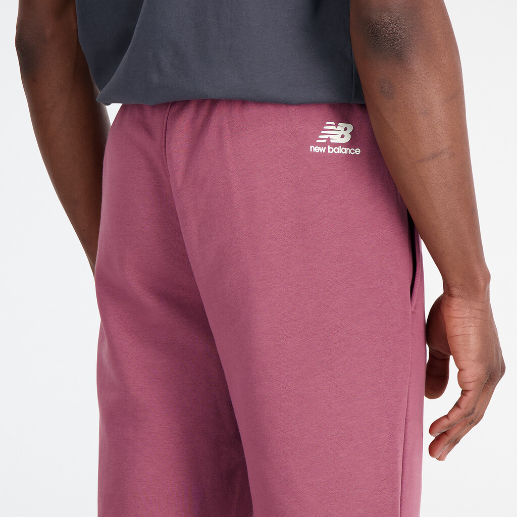 New Balance - Essentials Varsity Fleece Pant - washed burgundy