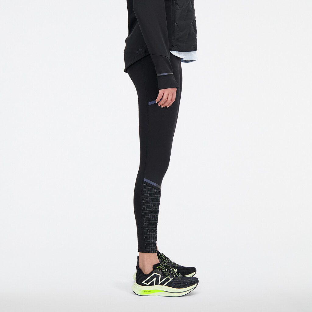 New Balance - W Impact Run Luminous Heat Tight - black
