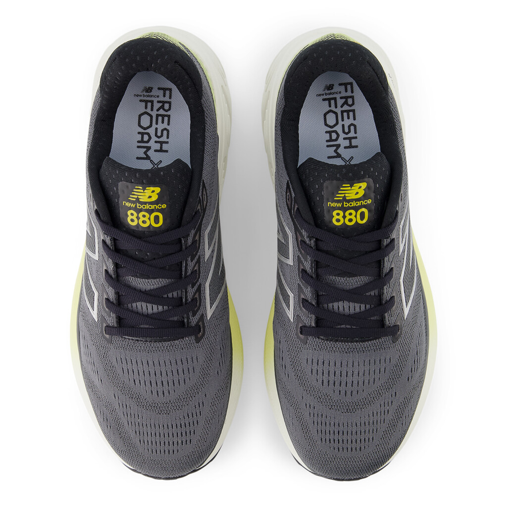 New Balance - M880J15 Fresh Foam X 880 v15 - black