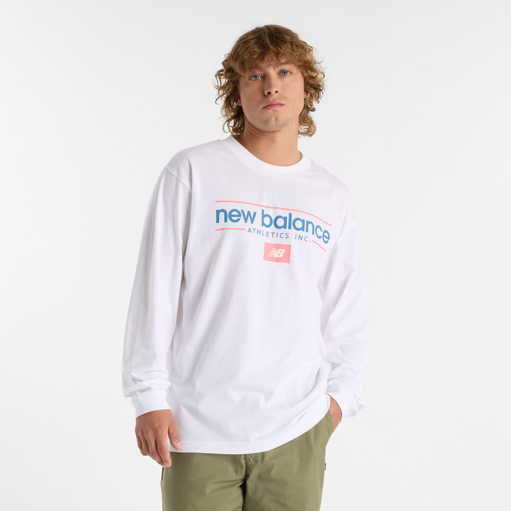 New Balance - Relaxed Linear Athletics Long Sleeve - white