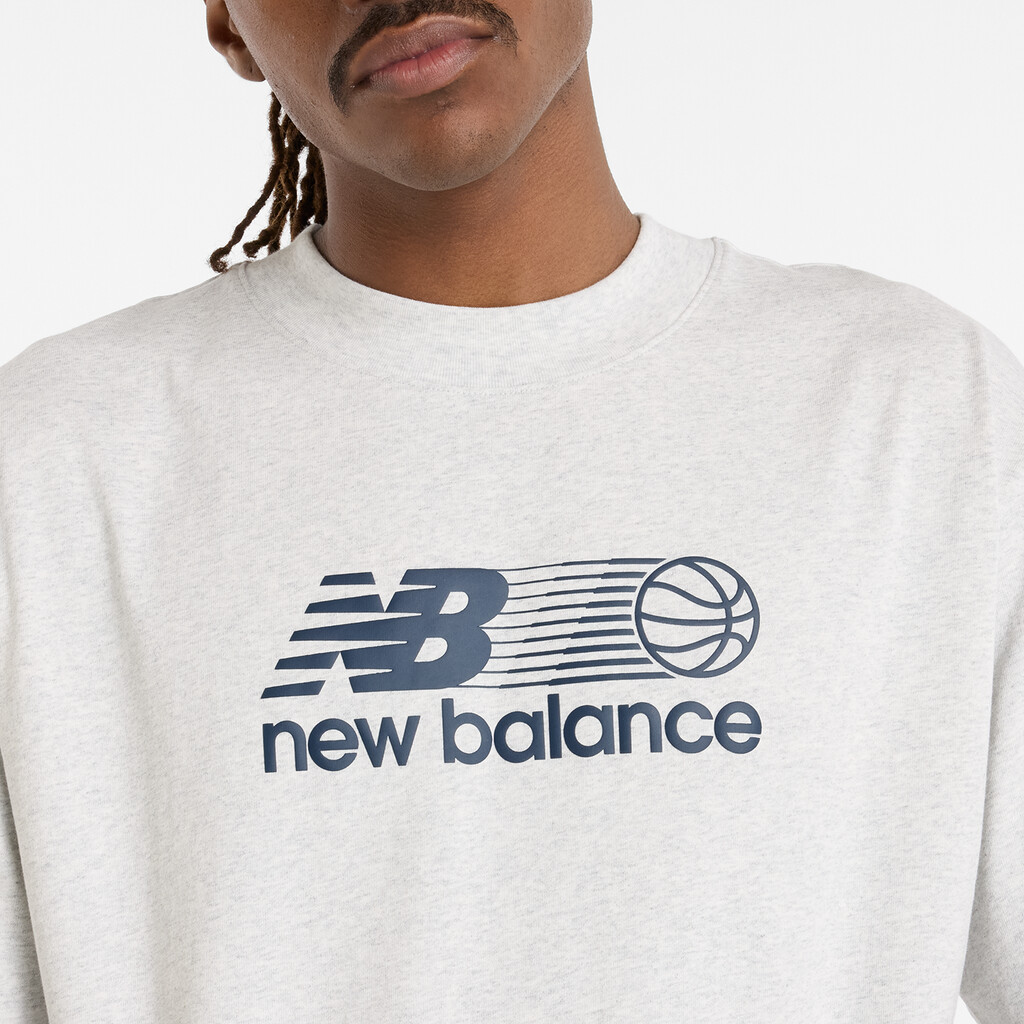 New Balance - Hoops Graphic T-Shirt - ash heather